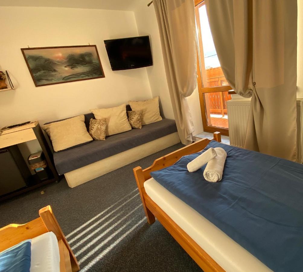 Penzion Vila Petra Bed&Breakfast Veľký Slavkov Exteriör bild