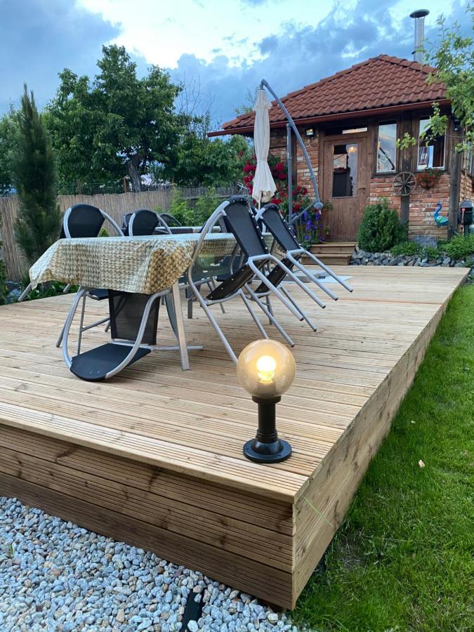Penzion Vila Petra Bed&Breakfast Veľký Slavkov Exteriör bild