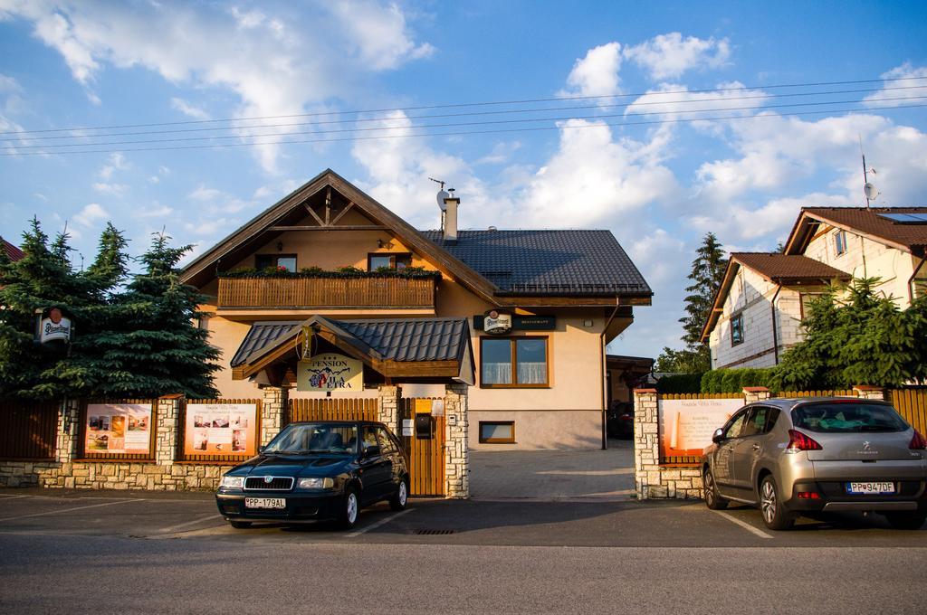 Penzion Vila Petra Bed&Breakfast Veľký Slavkov Exteriör bild