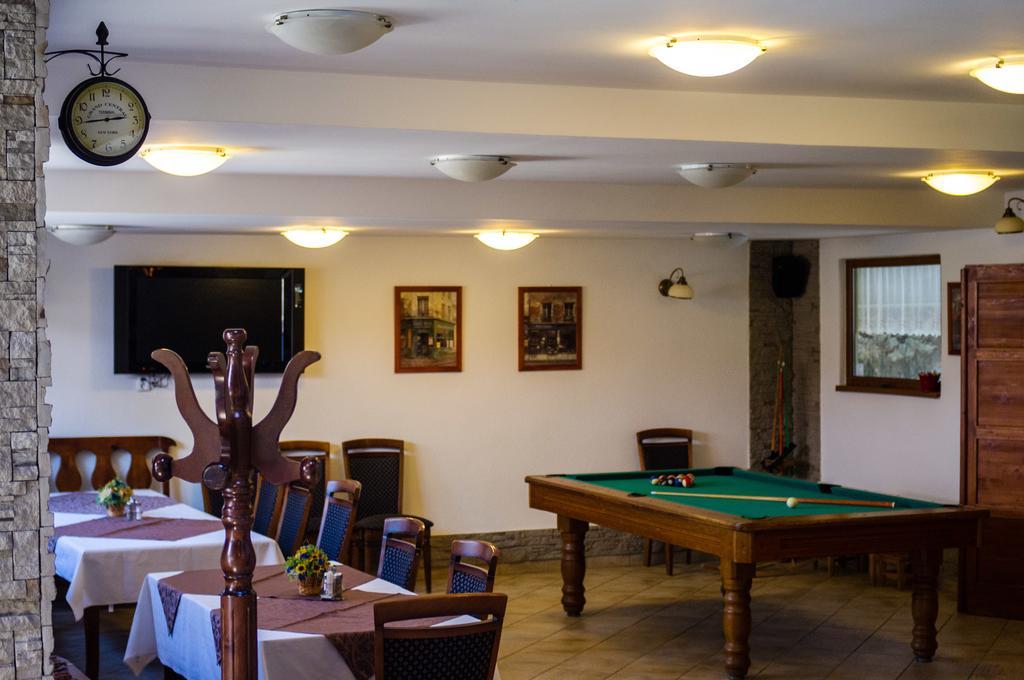 Penzion Vila Petra Bed&Breakfast Veľký Slavkov Exteriör bild